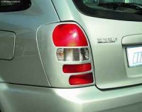 kryt světel hatchbackMazda 323 BJ do r.v. -2000 kryt světel hatchbackMazda 323 BJ do r.v. -2000