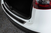 Kryt prahu zadních dveří Deluxe Mazda CX-5 -- od roku výroby 2012- (chrom/carbon) Kryt prahu zadních dveří Deluxe Mazda CX-5 -- od roku výroby 2012- (chrom/carbon)