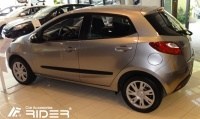 Boční ochranné lišty dveří typ 22 Mazda 2 -- od roku výroby 2011- Boční ochranné lišty dveří typ 22 Mazda 2 -- od roku výroby 2011-